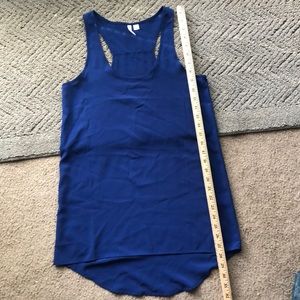 🧡 Dressy blue tank top